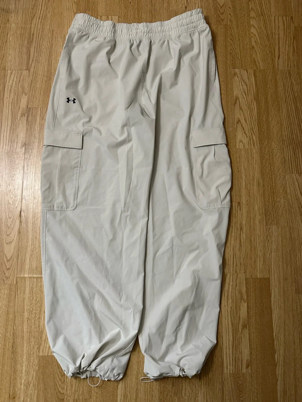 Under Armour Lightweight Parachute Cargo Pants Cinch Hem Off White - Large - Picture 2 of 4